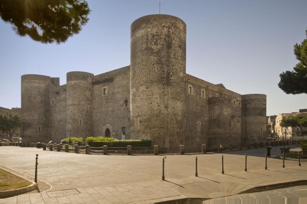 Exclusive House In The Center Apartment Catania Exterior photo